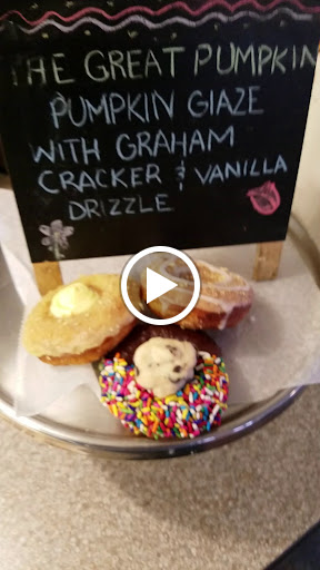 Donut Shop «Top That! Donuts», reviews and photos, 210 Ocean Ave, Point Pleasant Beach, NJ 08742, USA