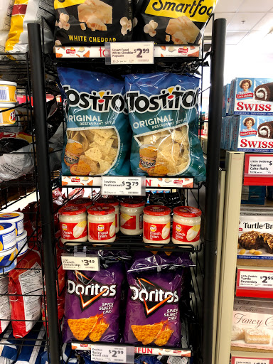 Grocery Store «Save-A-Lot», reviews and photos, 5404 Charlotte Ave, Nashville, TN 37209, USA