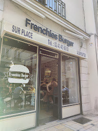 Photo n°11 de Frenchies Burger à La Flèche ()