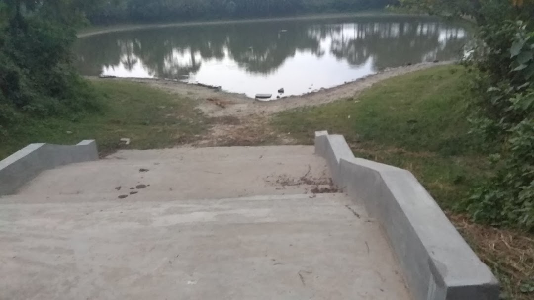 নৈহাটি খেজুর পুকুর