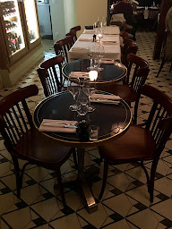 Photo n°33 de Jaïs à Paris ()