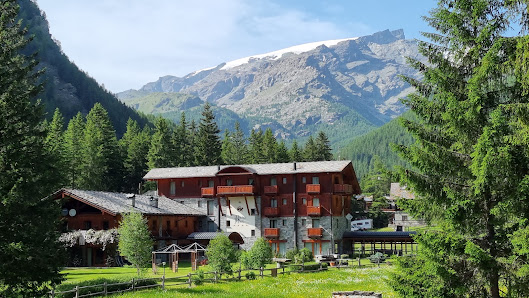 Hotel Petit Tournalin Fr. Villy, 2, 11020 Champoluc AO, Italia