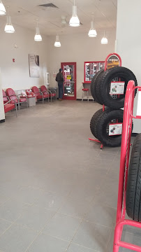 Discount Tire - Photo 8 - Car repair in Coralville, IA, Iowa City