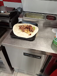 Photo n°53 de Kebab du Battant - Chez Emen à Besançon ()