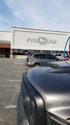 Grocery Store «Food Lion», reviews and photos, 1764 TN-48, Clarksville, TN 37040, USA