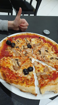 Pizza du BENJIM PIZZERIA à Beaulieu-lès-Loches - n°9