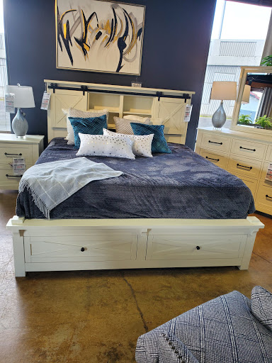 Furniture Store «Furniture Factory Outlet», reviews and photos, 1162 Gateway Loop, Springfield, OR 97477, USA