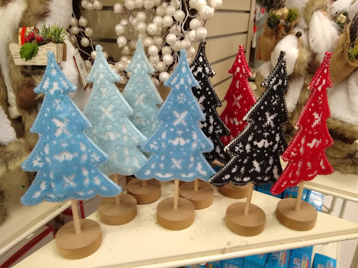 Home Goods Store «Christmas Tree Shops», reviews and photos, 15 Backus Ave Suite 42, Danbury, CT 06810, USA