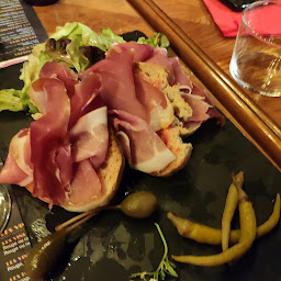 Photo n°41 de La Piazza à Argelès-Gazost ()