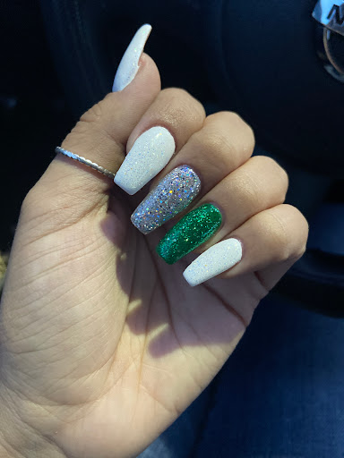 Nail Salon «The White Spa Nails», reviews and photos, 1823 S Greenfield Rd #103, Mesa, AZ 85206, USA