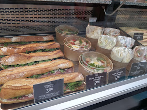 Photo n°18 de Carrefour Cafétéria à Blois ()