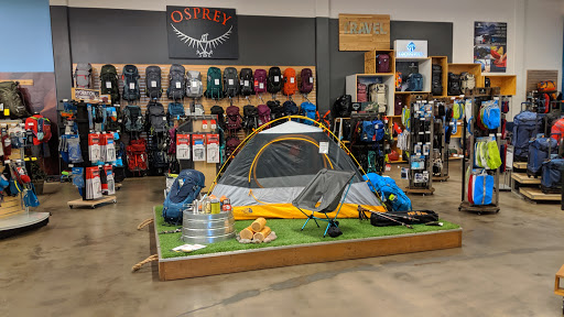 Outdoor Sports Store «Summit Hut», reviews and photos, 5251 E Speedway Blvd, Tucson, AZ 85712, USA