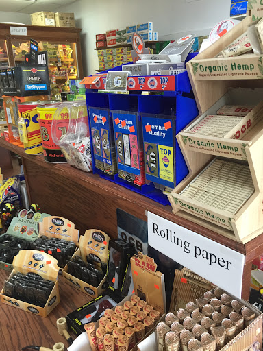 Tobacco Shop «Lombard Tobacco», reviews and photos, 890 E Roosevelt Rd, Lombard, IL 60148, USA