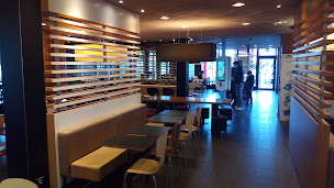 Photo n°9 de McDonald's à Châlons-en-Champagne ()