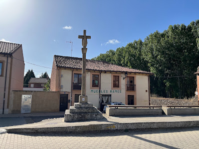 Crucero del Puente C. Rda. del Río, 41, 24210 Mansilla de las Mulas, León, España