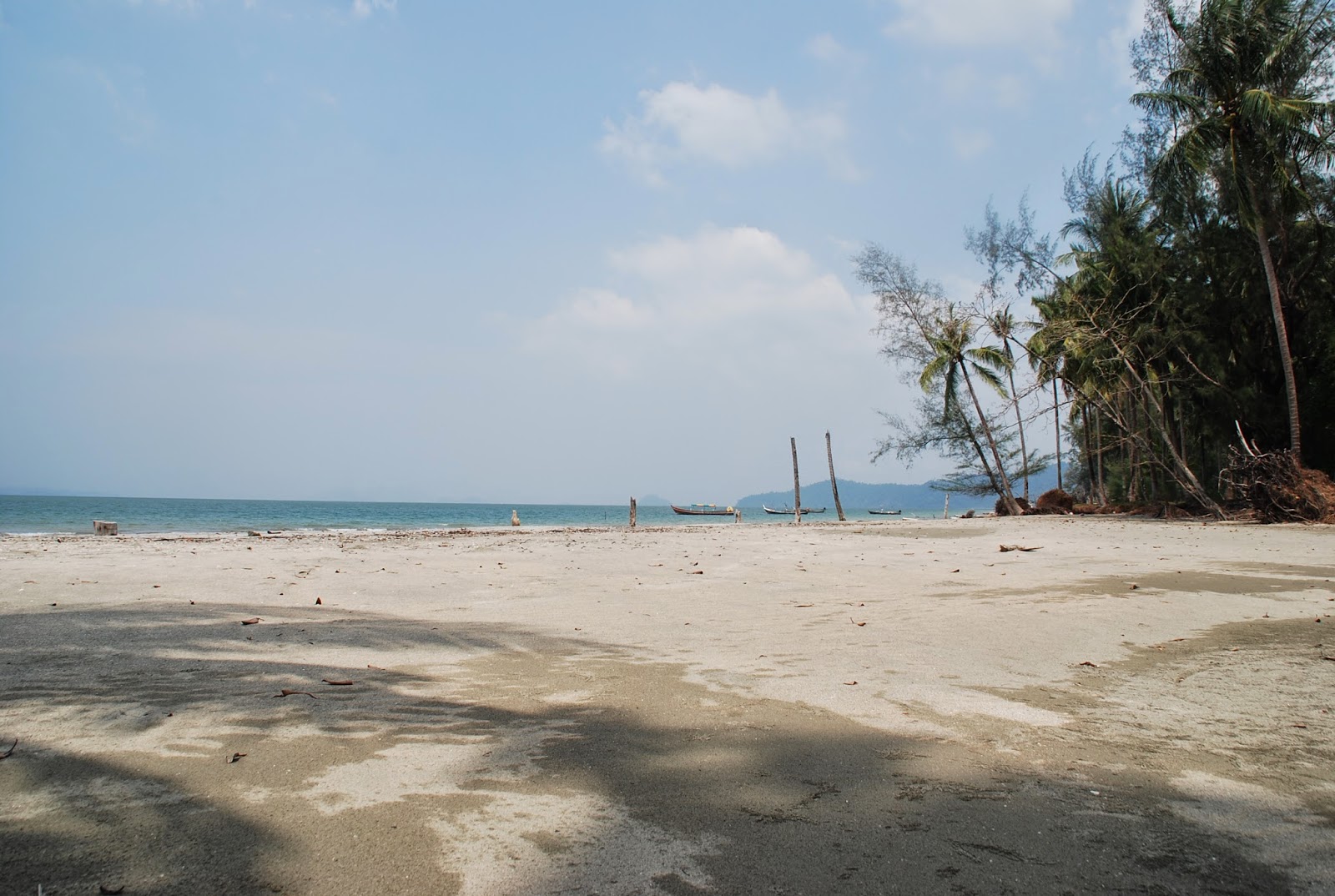 Photo of Bang Ben Beach amenities area