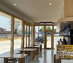 ร้าน Up To Me สาขากาดกลางเวียงพลาซ่า เชียงราย photo