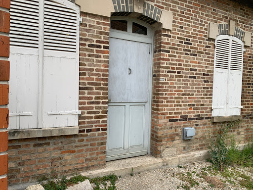 Company Music De Méry-Sur-Seine à Méry-sur-Seine, Aube