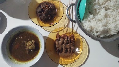 " Rumah Makan Musafir "