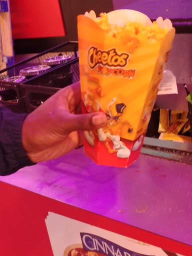 Movie Theater «Regal MacArthur Center Stadium 18 & RPX», reviews and photos, 300 Monticello Ave #330, Norfolk, VA 23510, USA