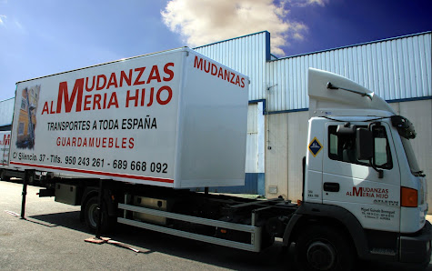 Mudanzas Almería Hijo C. Venta Vitorino, 2, 04720 Aguadulce, Almería, España