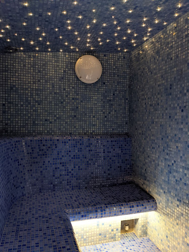 Kryta Pływalnia w Suchej Beskidzkiej - Kompleks sportowy