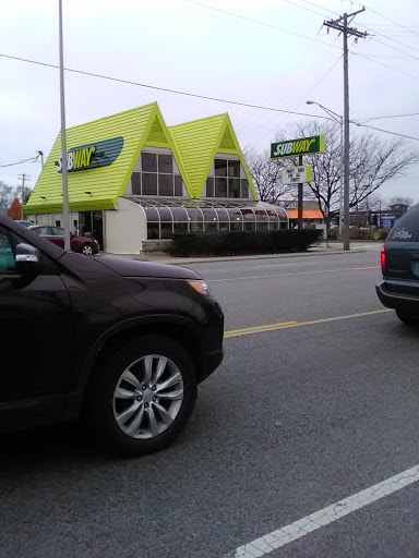 Car Dealer «Car Outlet», reviews and photos, 1705 W Jefferson St, Joliet, IL 60435, USA