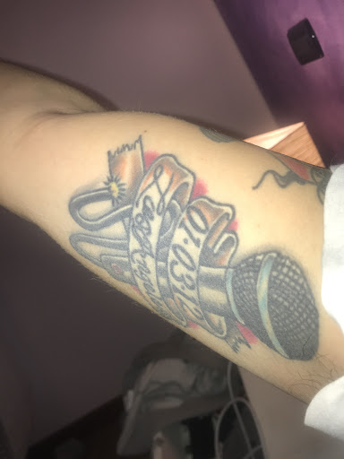 Tattoo Shop «House of Ink», reviews and photos, 8 Brooks Ave, Venice, CA 90291, USA