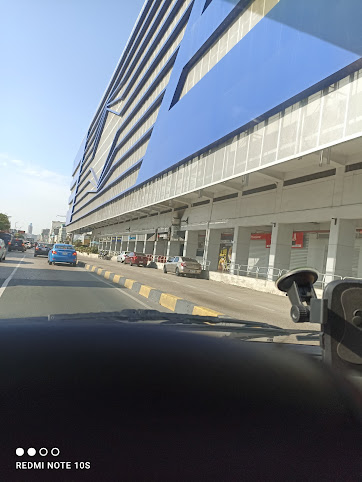 Estadio Capwell by null