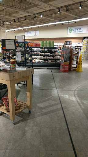 Grocery Store «Stop & Shop», reviews and photos, 213-15 26th Ave, Bayside, NY 11360, USA