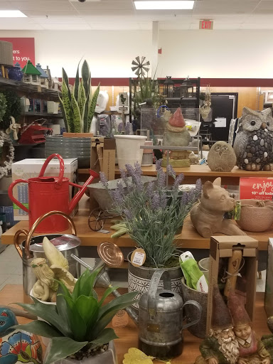 Department Store «T.J. Maxx», reviews and photos, 444 State Rd, North Dartmouth, MA 02747, USA