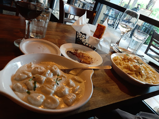 Italian Restaurant «Bella Pasta Trattoria Italiana», reviews and photos, 6745 N Palm Ave, Fresno, CA 93704, USA