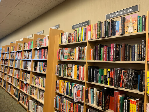 Book Store «Barnes & Noble Booksellers Fredericksburg/ Central Park», reviews and photos, 1220 Carl D. Silver Parkway, Fredericksburg, VA 22401, USA