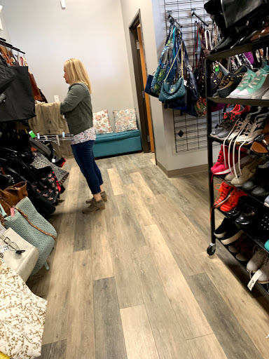 Used Clothing Store «Clothes Mentor», reviews and photos, 2551 45th St S # 113, Fargo, ND 58104, USA