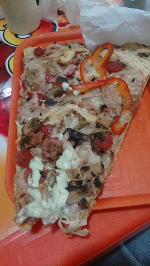 Betos Pizza - photo 1