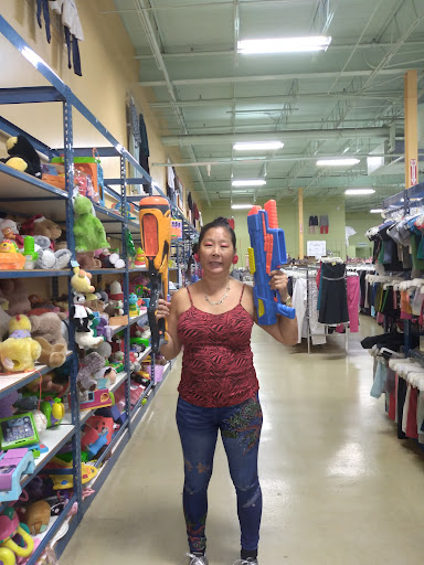 Thrift Store «Community Thrift Stores», reviews and photos, 1047 SE Military Dr, San Antonio, TX 78214, USA