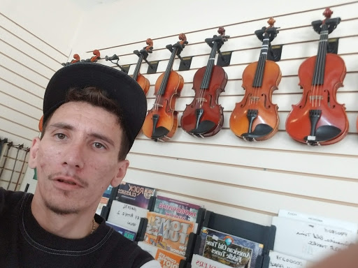 Violin by Anton