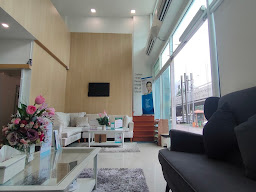 SKY9 clinic