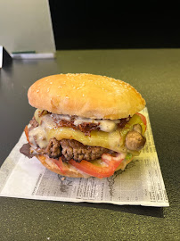 Plats et boissons du Restaurant de hamburgers Burger truck Ardeche à Coux - n°3