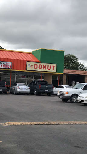 Donut Hut, 910 E Grauwyler Rd, Irving, TX 75061, USA, 