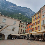 Photo n°1 de l'avis de autoscuola.e fait le 21/08/2023 à 08:26 sur le  Hotel Portici à Riva del Garda