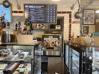 Atmosphère du Restauration rapide BAGELSTEIN • Bagels & Coffee shop à Aulnay-sous-Bois - n°11