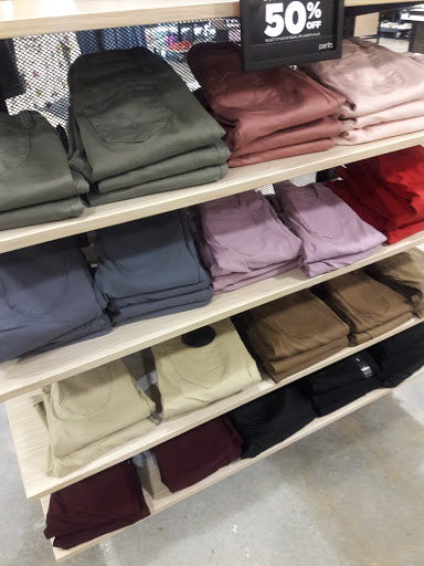 Clothing Store «rue21», reviews and photos, 12340 15 St, Grandview, MO 64030, USA