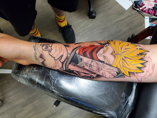 Tattoo Shop «Red 5 Tattoo», reviews and photos, 829 Lynnhaven Pkwy #121, Virginia Beach, VA 23452, USA