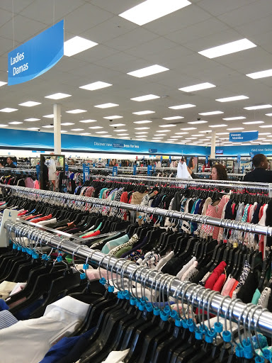 Clothing Store «Ross Dress for Less», reviews and photos, 1930 SW Wanamaker Rd, Topeka, KS 66604, USA