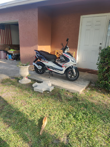 Motor Scooter Dealer «Power & Play Motorsports - SCOOTERS - GO-KARTS -ATVS», reviews and photos, 550 N Flagler Ave, Pompano Beach, FL 33060, USA