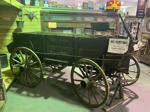 Thrift Store «Pocket Change Thrift, Antiques, and re-purpose store», reviews and photos, 1300 E State St, Alliance, OH 44601, USA