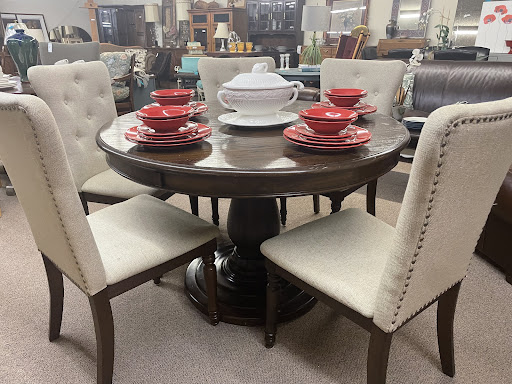 Consignment Shop «Refabulous Furnishings», reviews and photos, 2231 Vestal Pkwy W, Vestal, NY 13850, USA