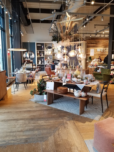 Furniture Store «west elm», reviews and photos, 160 Walt Whitman Rd Ste 1120, Huntington Station, NY 11746, USA