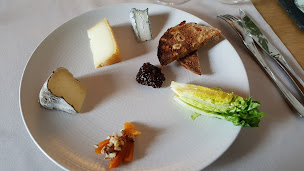 Photo n°44 de La Robe à Montaigu ()